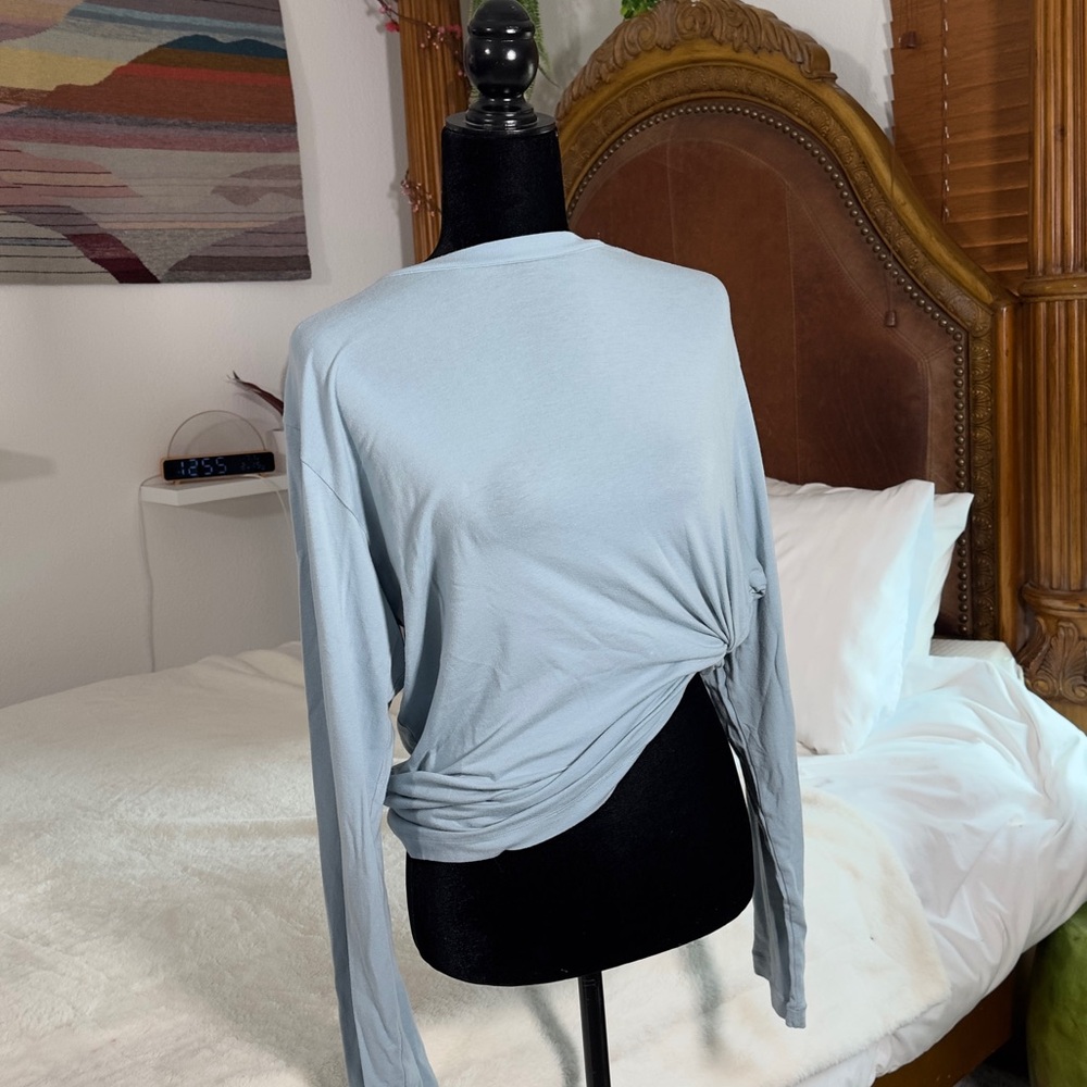 Skims Soft Blue Lounge Set Small - Picture 2 of 7
